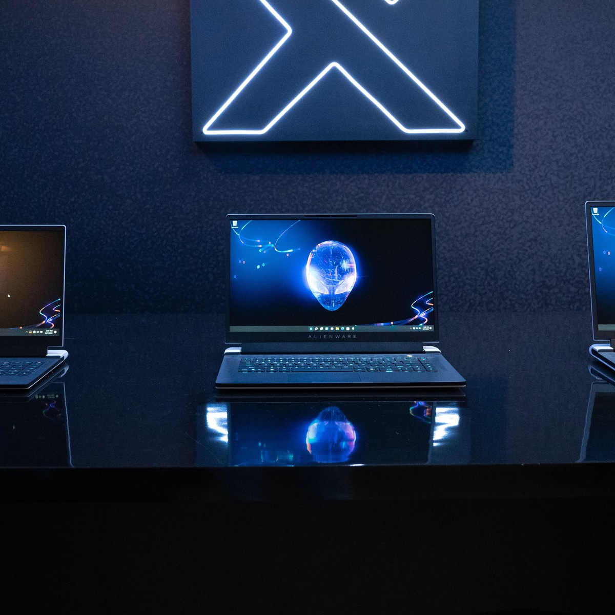 Alienware anuncia monitor com 360 Hz e tempo de resposta de 0,5 ms