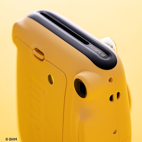 Instax Mini 11 BTS versão Butter: Fujifilm lança câmera em
