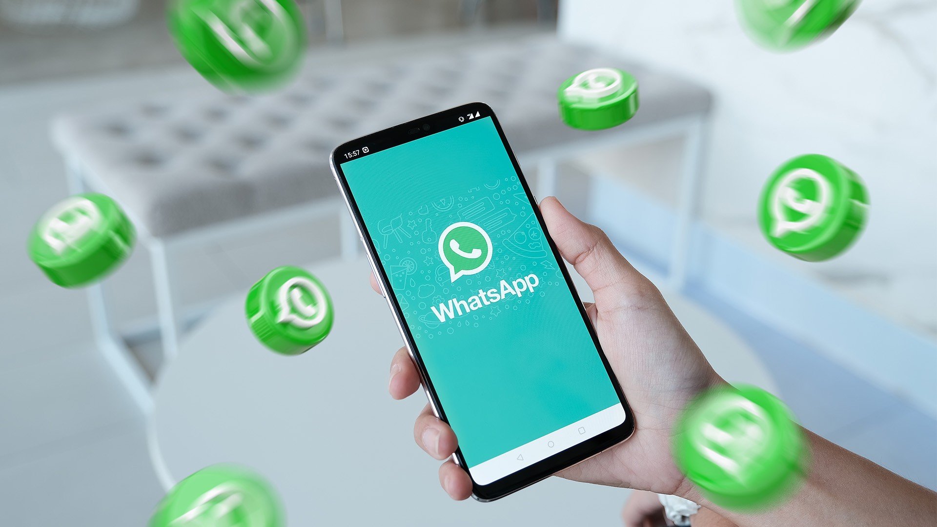 WhatsApp should allow users to mention contacts in Status