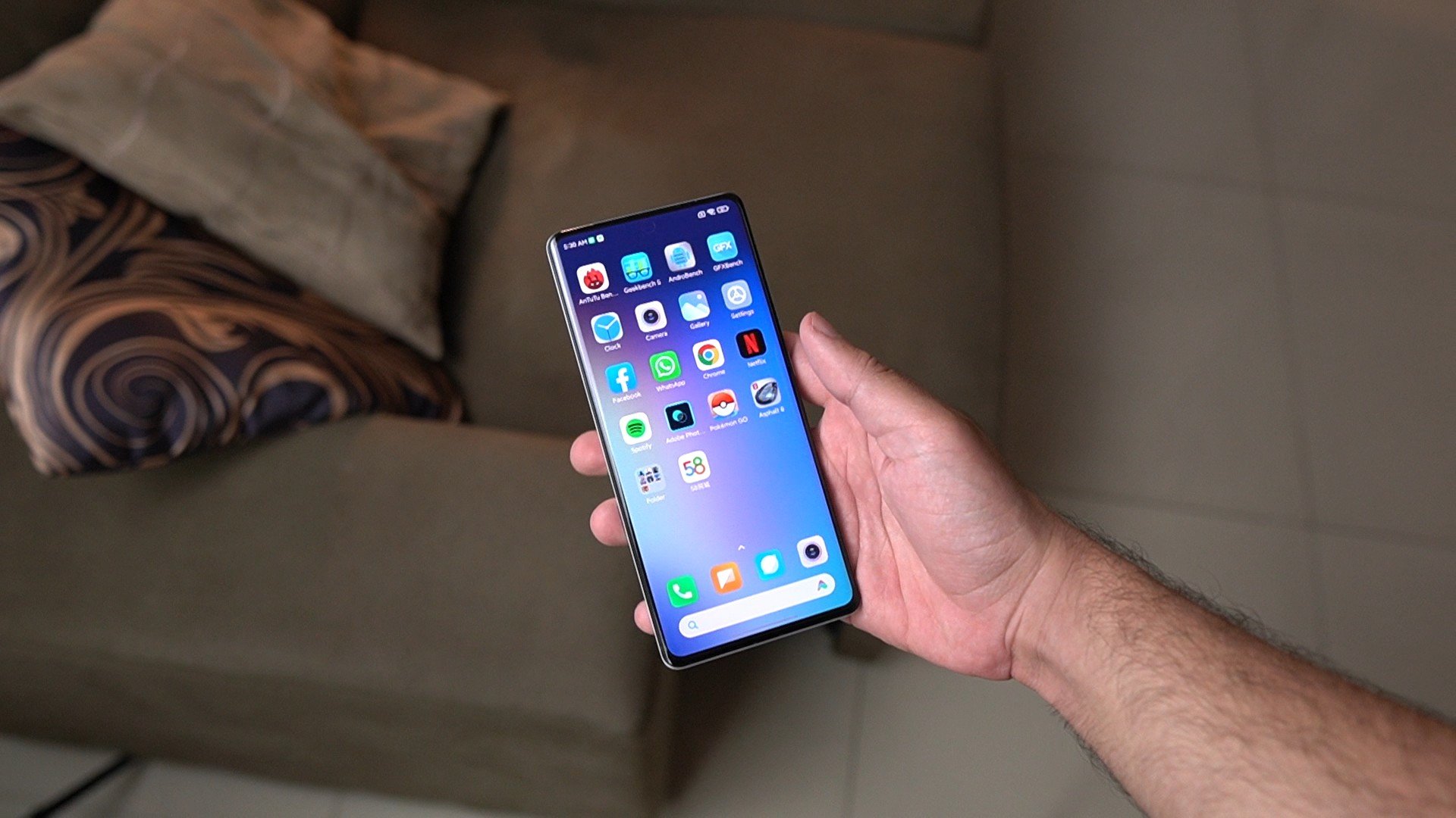 Xiaomi Mix 5 continua em desenvolvimento com câmera sob a tela e chip Snapdragon 8
