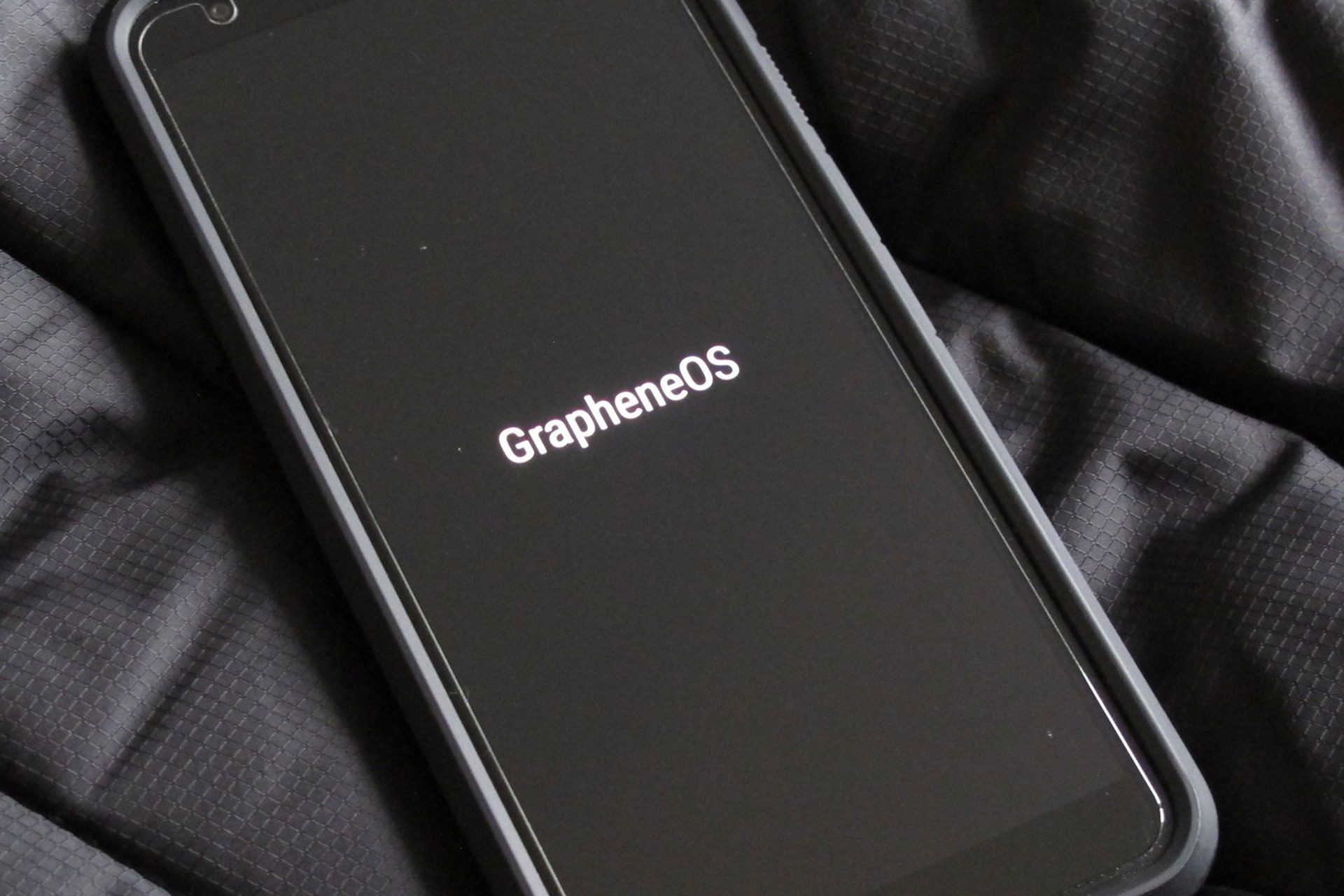 Indo alm do Pixel! NitroKey anuncia celular prprio com GrapheneOS focado em segurana