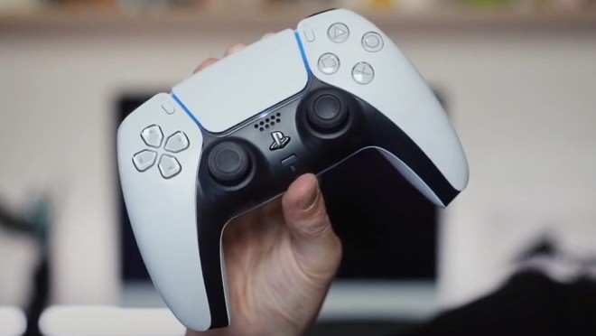 Novo DualSense do PS5 surpreende com bateria dura quase um dia inteiro