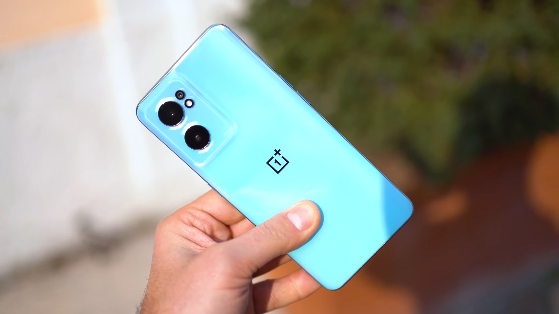 OnePlus Nord 2 5G updated to OxygenOS 12 interface based on Android 12