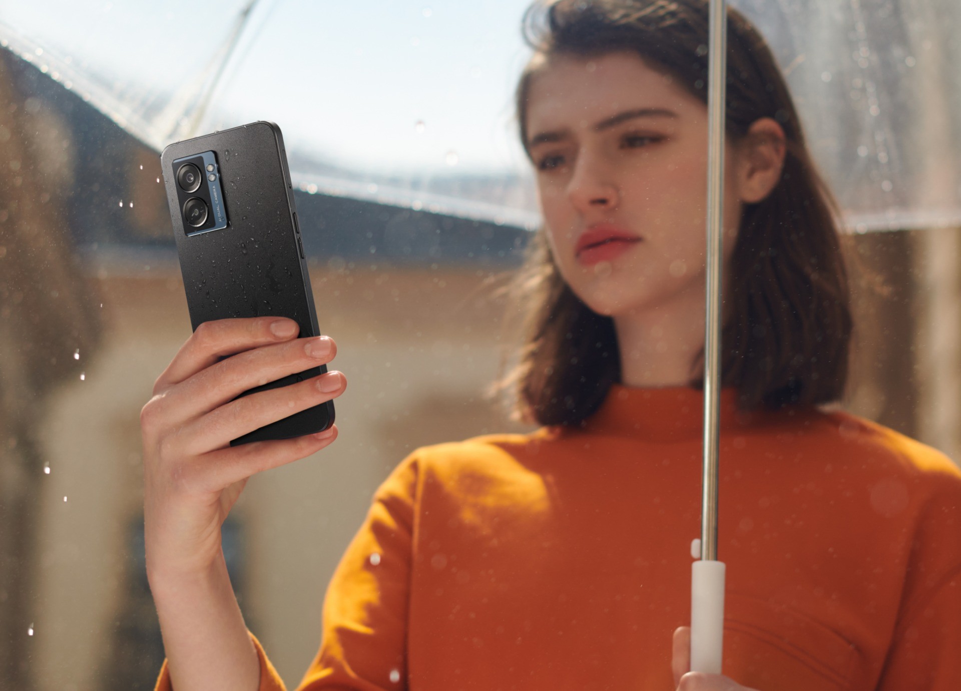 OPPO A77 5G é lançado com Dimensity 810, certificação IPX4 e preço
