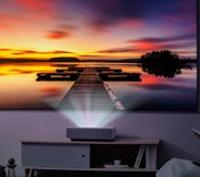 Projetor CineBeam 4K e monitor Ergo Quad HD de 27 polegadas são lançados pela LG no Brasil