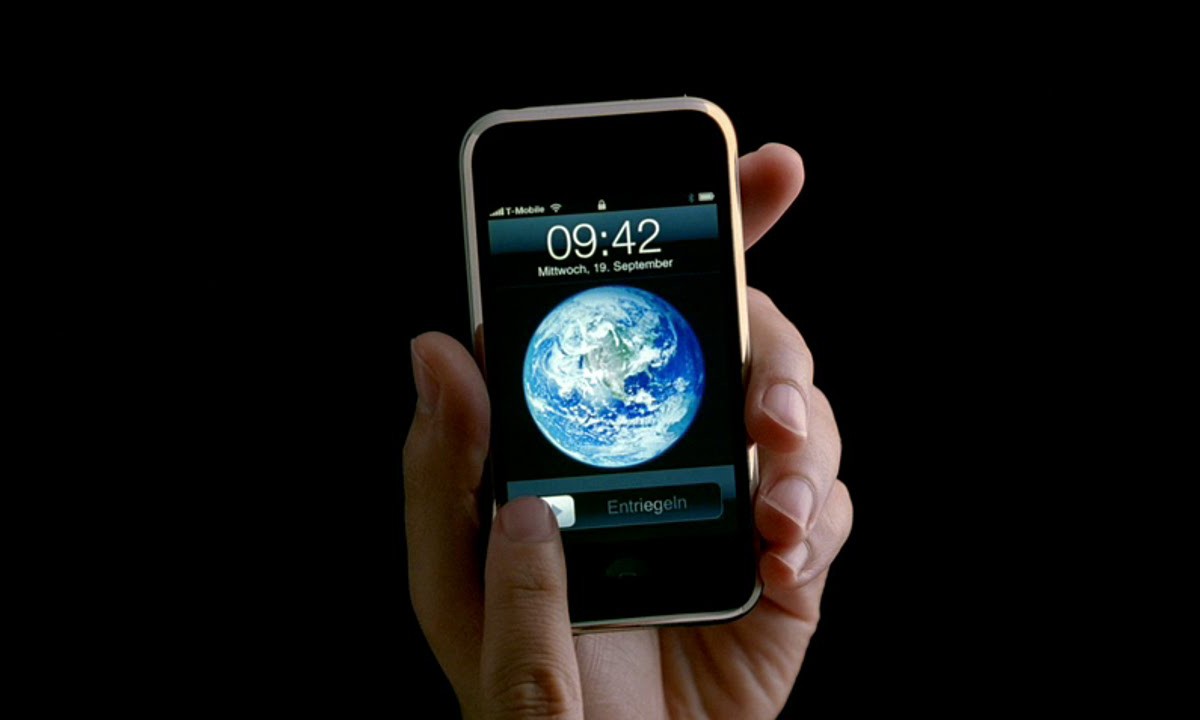 Apple iPhone de 1ª geração é comprado por quase R$ 1 milhão em