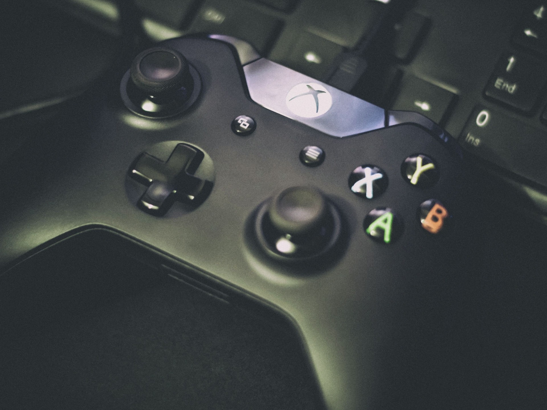 Hyperkin revela réplica oficial do controle do Xbox 360 para Xbox e PC 