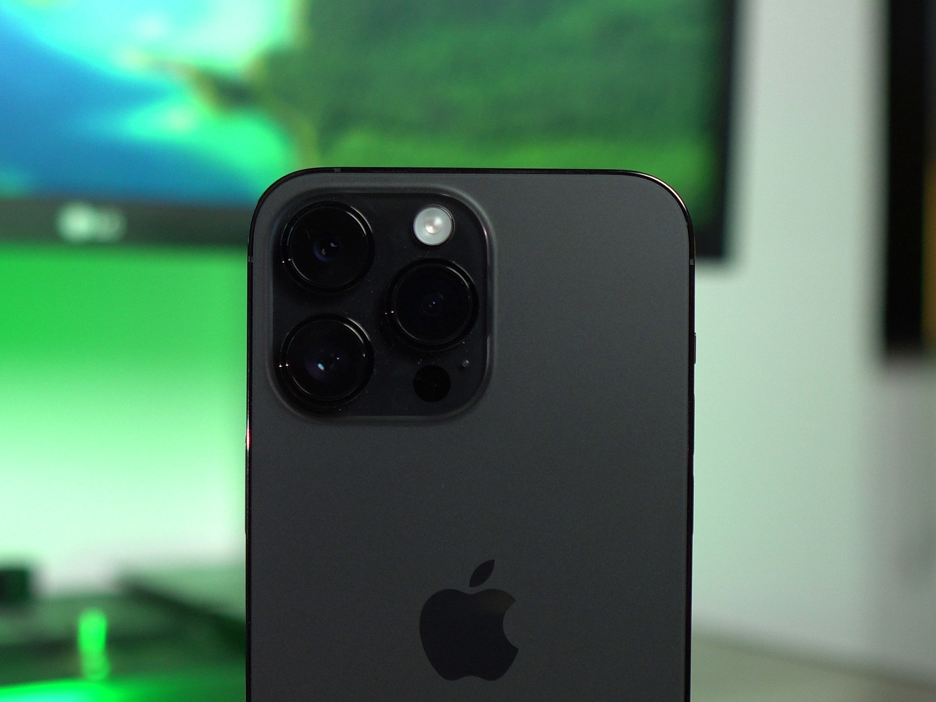 Versão com 1TB! Apple iPhone 14 Pro Max surge em oferta com