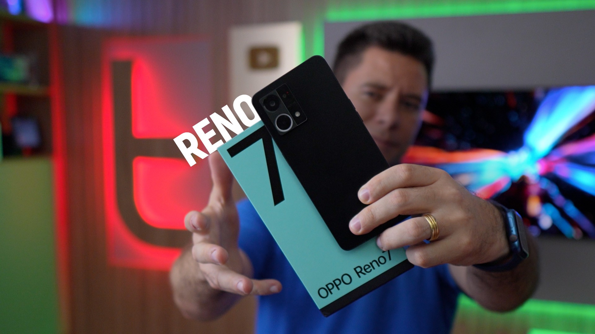 Oppo Reno 7 : téléphone portable intermédiaire fin et léger avec un bon écran et une bonne batterie |  Analyse / Bilan
