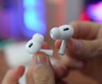 AirPods Pro (2ª geração) na Amazon: modelo premium ainda é uma boa opção hoje?