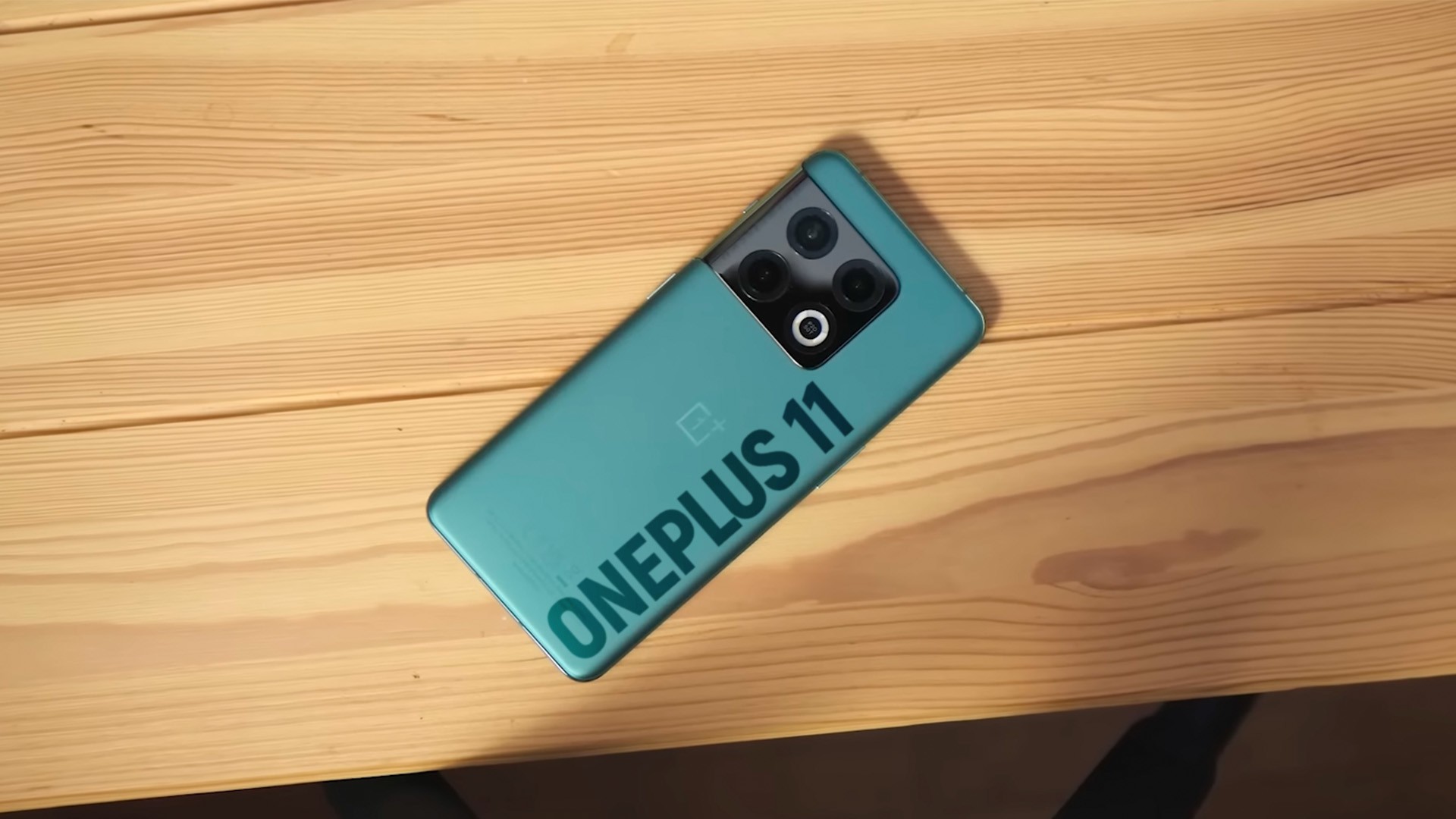 OnePlus 11 marque le retour du haut de gamme bon et pas cher |  Vidéo pratique