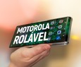 Celular Motorola com tela rol