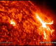 NASA records strong solar flare X2.1 that affects radio waves on Earth;  watch video