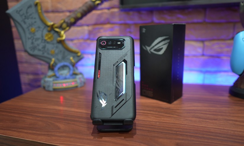 ASUS ROG Phone 7D surge no AnTuTu com SD 8 Gen 2, 16GB de RAM e
