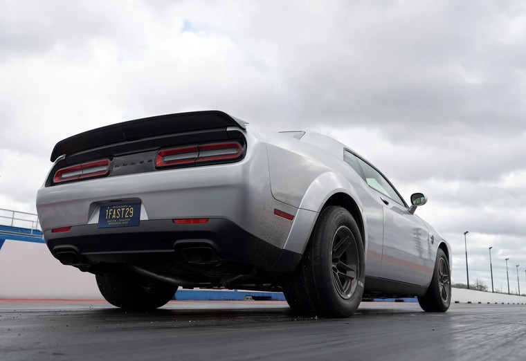 Novo Dodge Challenger SRT Demon 170 tem 1.039 cv e vai de 0 a 100