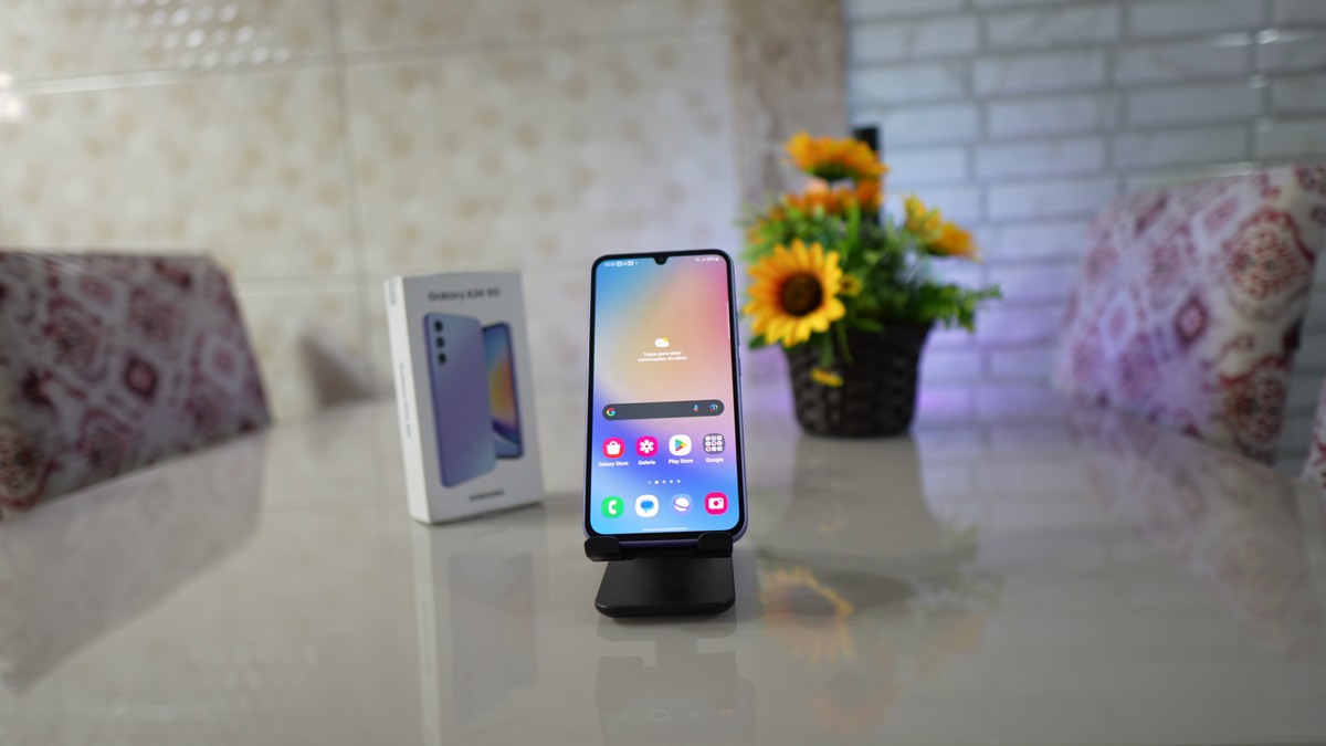 E a One UI 9? Samsung atualiza Galaxy A34 com o pacote de segurança de outubro