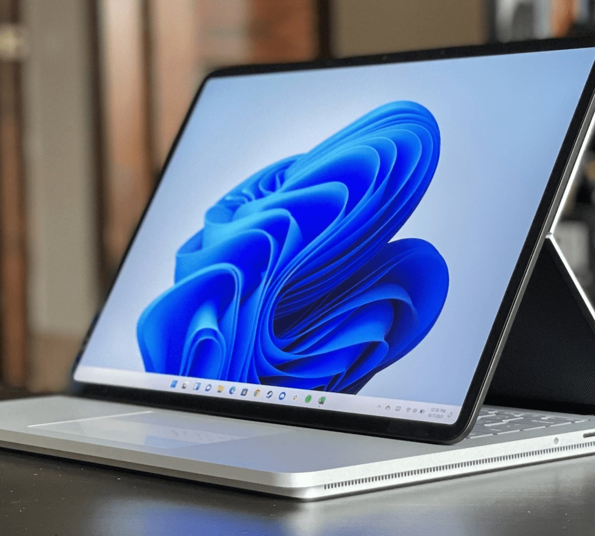 Notebook Surface Studio 2 pode chegar em setembro com até 64 GB de