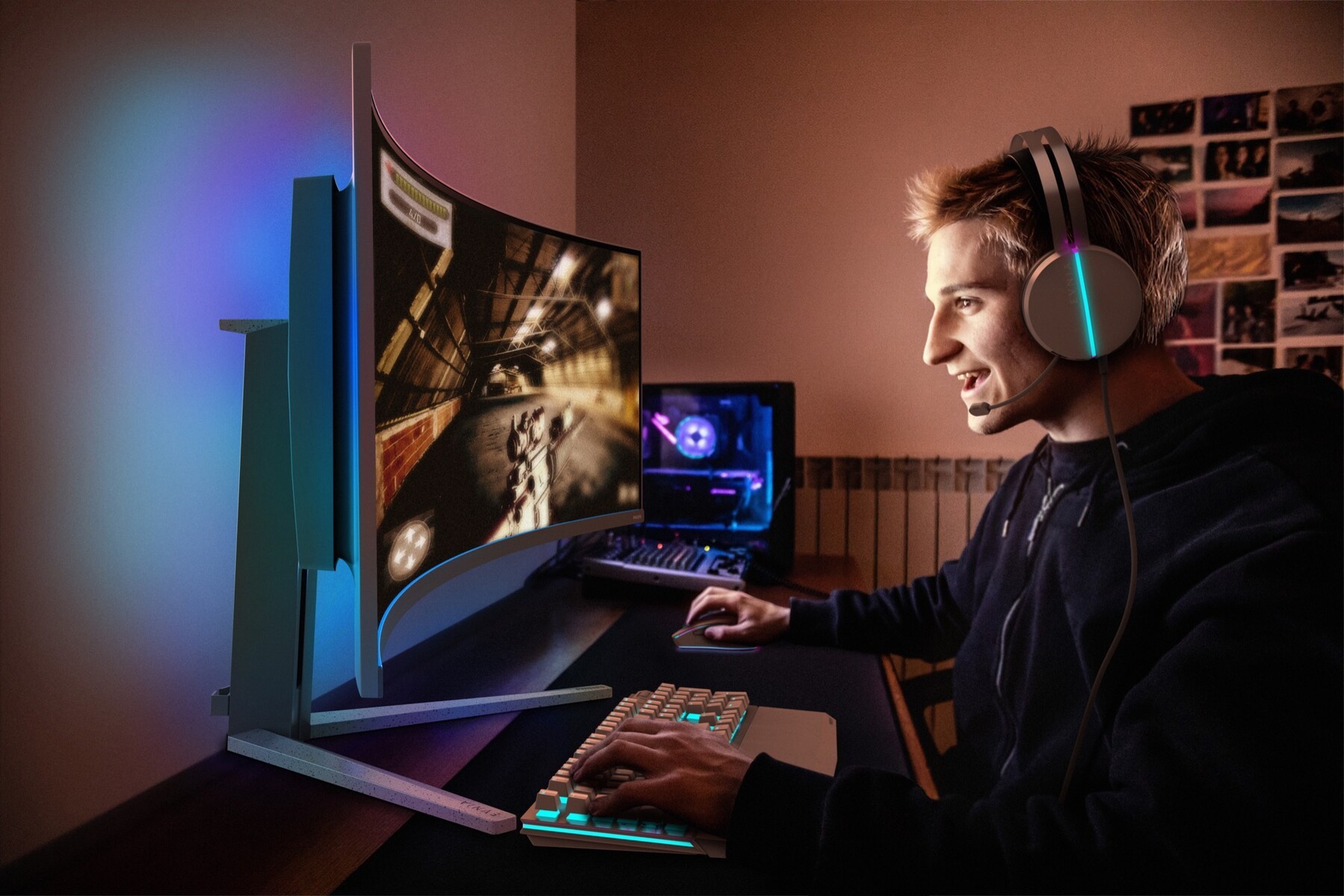 Philips anuncia o lançamento no Brasil do monitor Evnia 49M2C8900