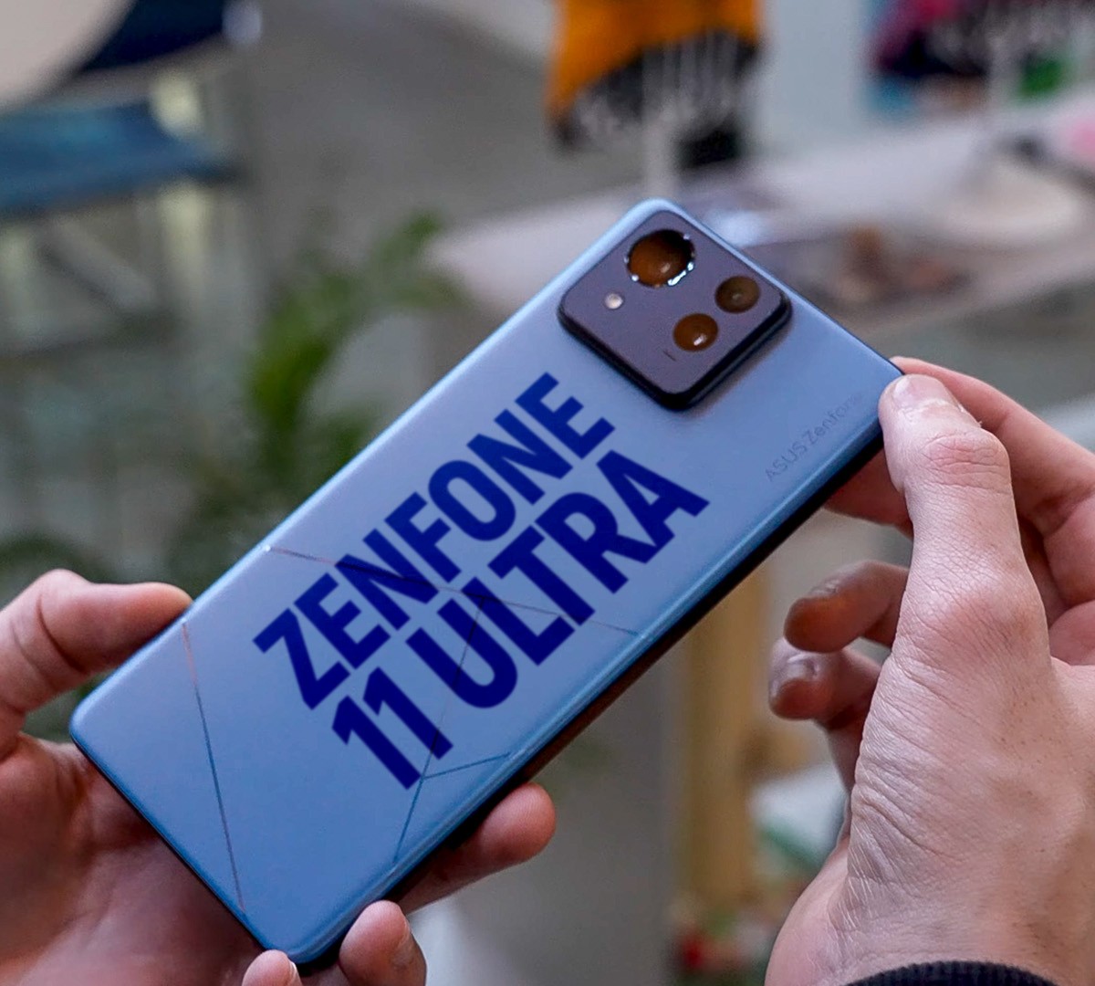 ASUS Zenfone 11 Ultra adota novo design premium, mas há um