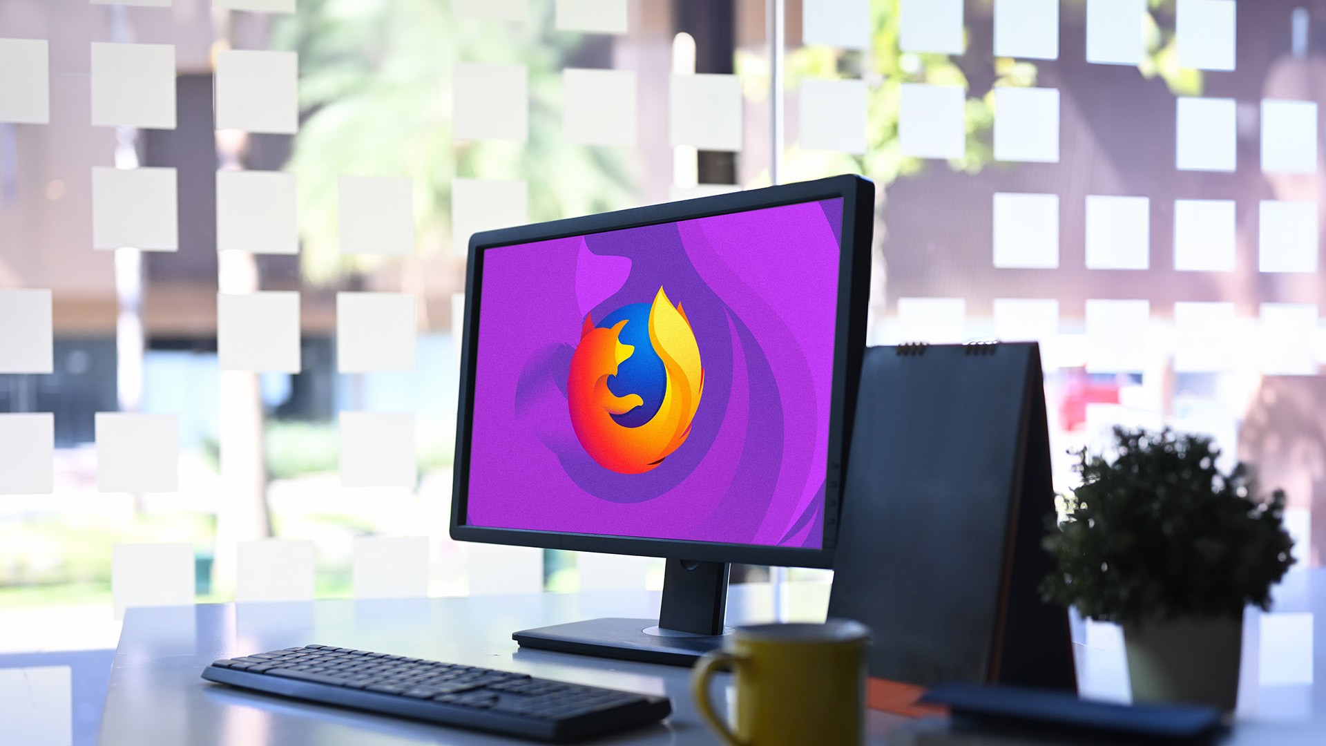 Firefox 135 é lançado com autopreenchimento de cartões, chatbot de IA e mais