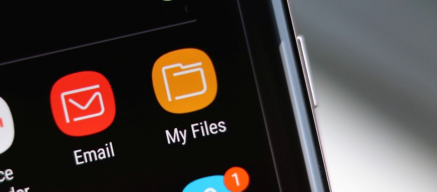 Samsung mobile phones have a hidden option that allows you to delete files permanently