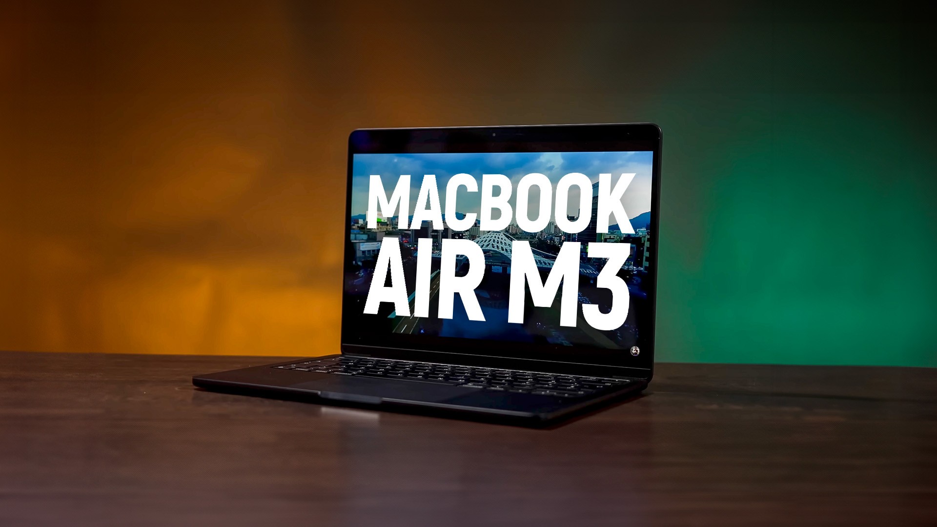 Apple MacBook Air M3: Is the new chip worth the price or is it better to get the M1?  |  Practical video training