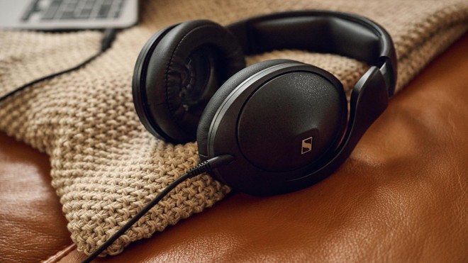 Multilaser assume operações e controle da distribuição master da Sennheiser no Brasil
