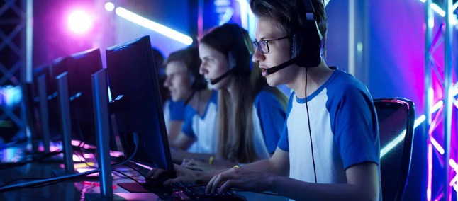 Mais de 75% dos brasileiros consideram eSports uma modalidade esportiva legítima, diz pesquisa