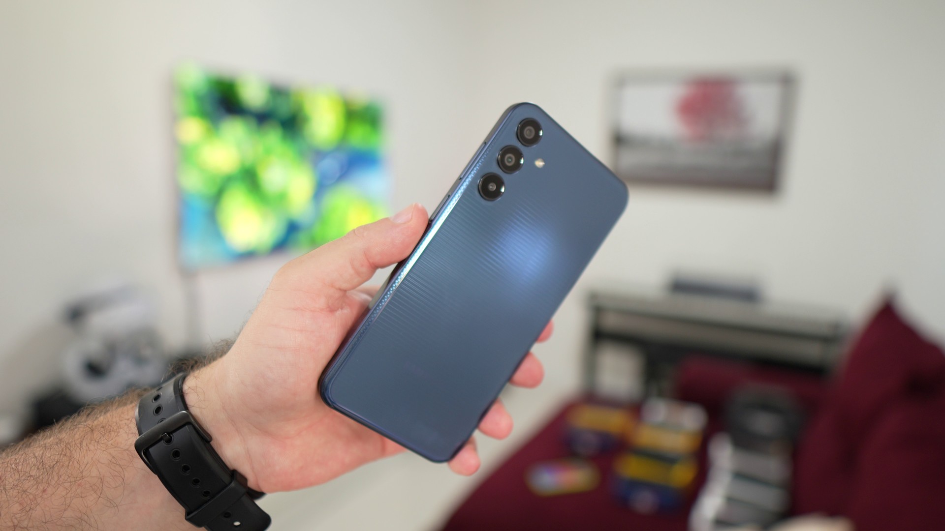 O melhor celular básico? Galaxy M15 5G por R$ 799 em até 10x sem juros com cupom