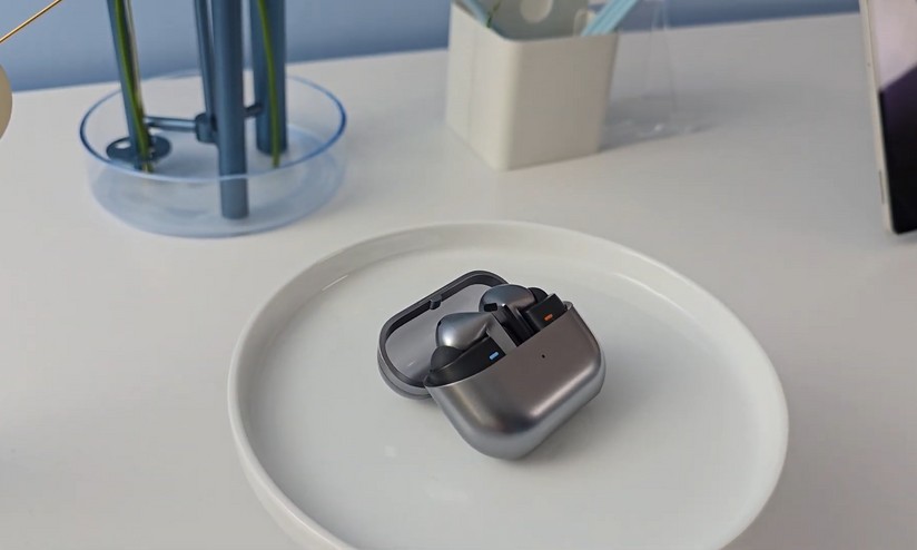Achado do dia: Samsung Galaxy Buds 3 Pro despenca de valor hoje