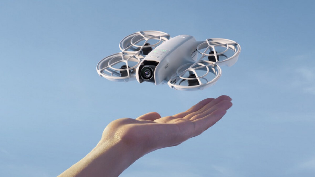 DJI Neo: drone compacto entra em promoção com parcelamento em até 17x sem juros