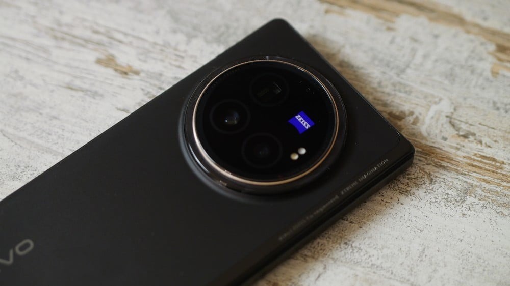 Vivo X Fold 3 Pro: dobrável surpreende com bateria gigante e