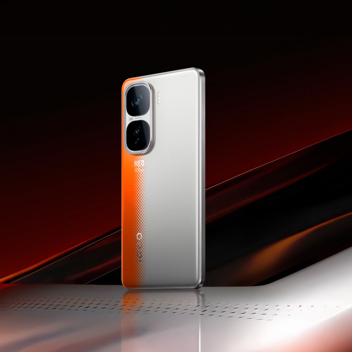 iQOO Neo 10 e Neo 10 Pro estreiam com chips premium e recarga de