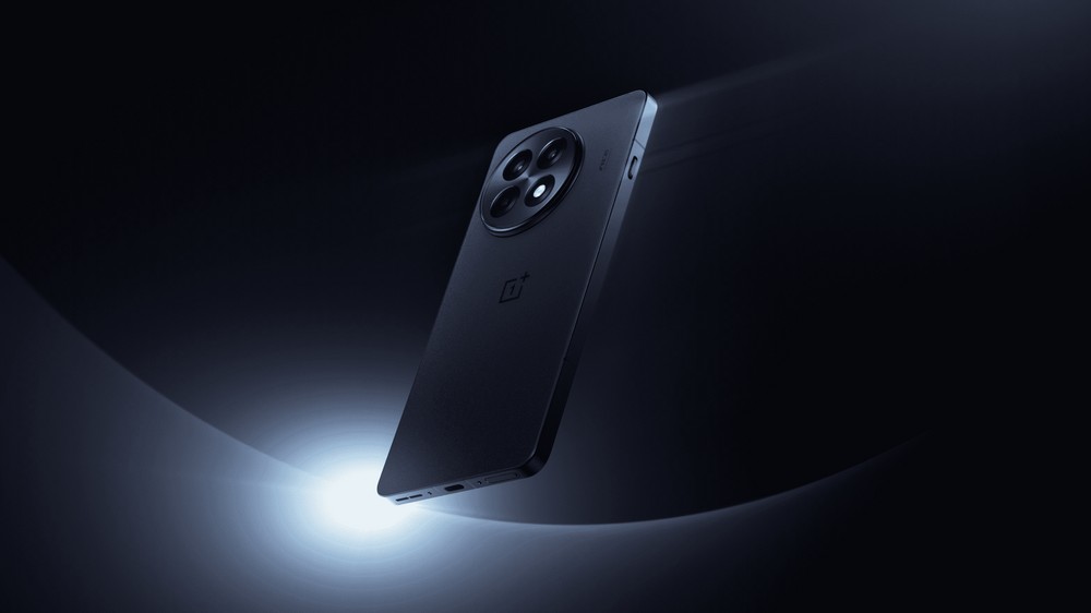 OnePlus Ace 5 e 5 Pro chegam com chips Snapdragon, baterias