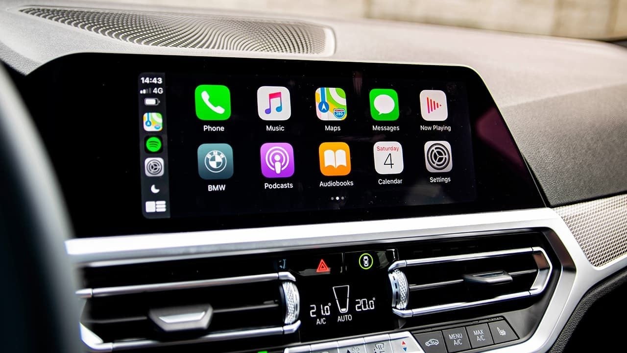 Apple confirma atraso no CarPlay 2, mas garante que continua trabalhando no projeto