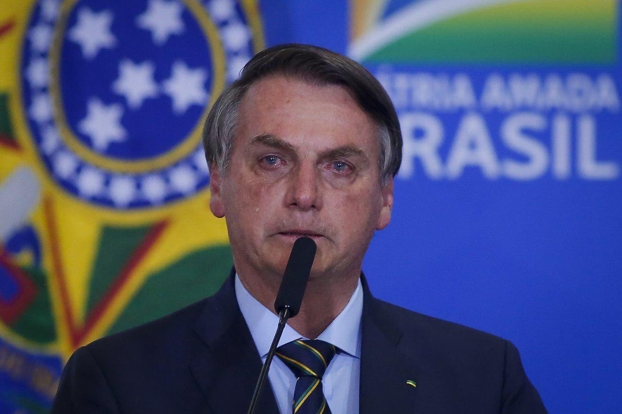 WhatsApp bloqueia canal de Bolsonaro após violação de diretrizes