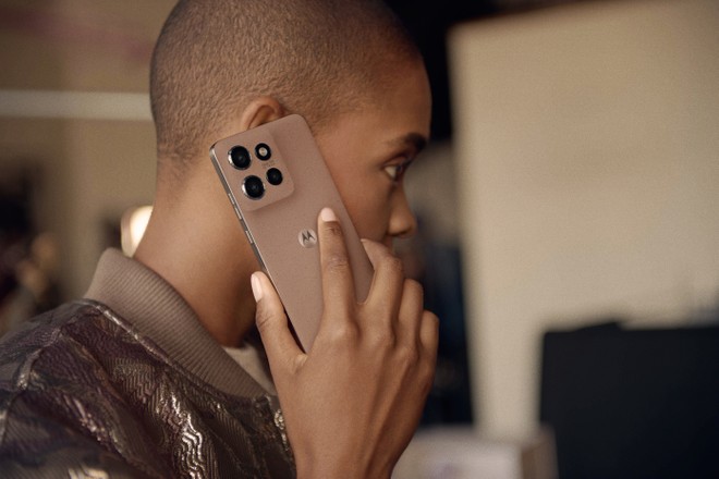 Motorola Edge 50 Neo na Amazon: melhor celular custo-benefício da marca hoje?