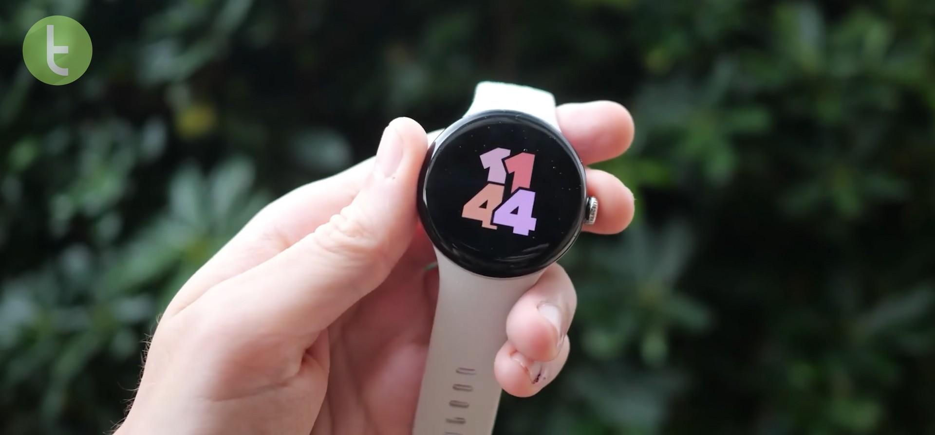 Google adiciona nova etapa para realização de ligações de emergência no Pixel Watch