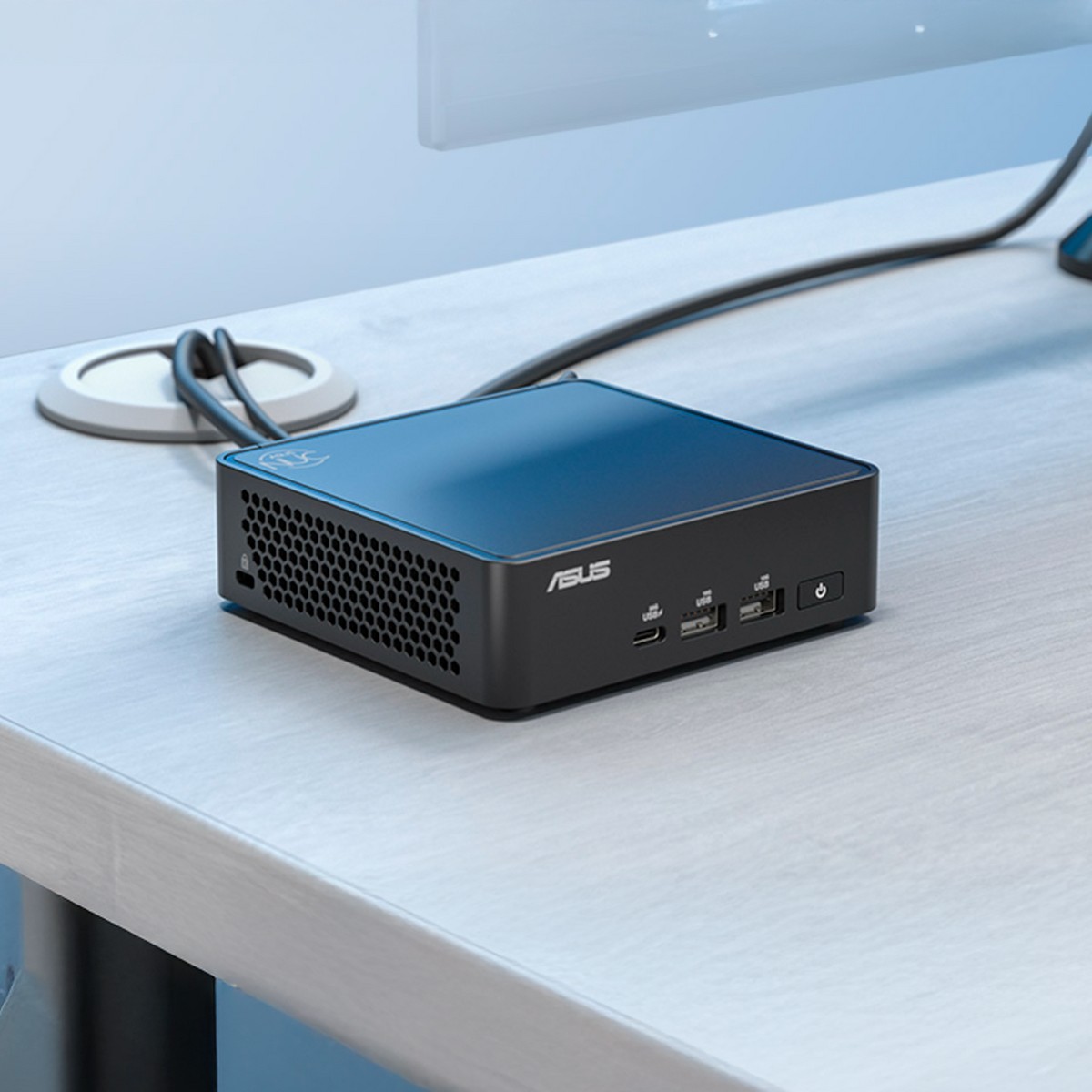ASUS lança mini PC NUC 15 Pro com chips Intel Arrow Lake e