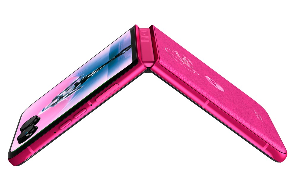 Motorola Razr Plus 2024 ganha edição especial rosa em parceria com
