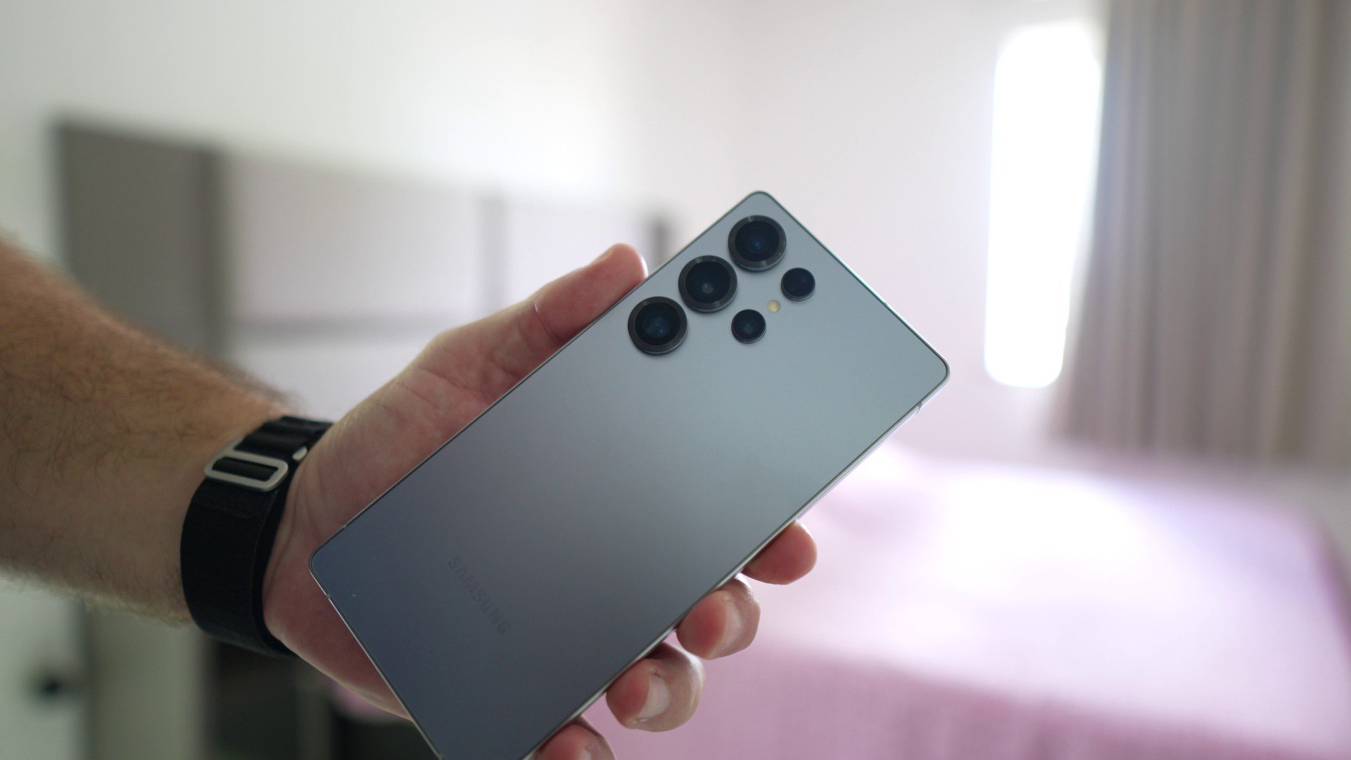 Linha Galaxy S25 mostra evolução em velocidade de 5G na comparação com antecessores