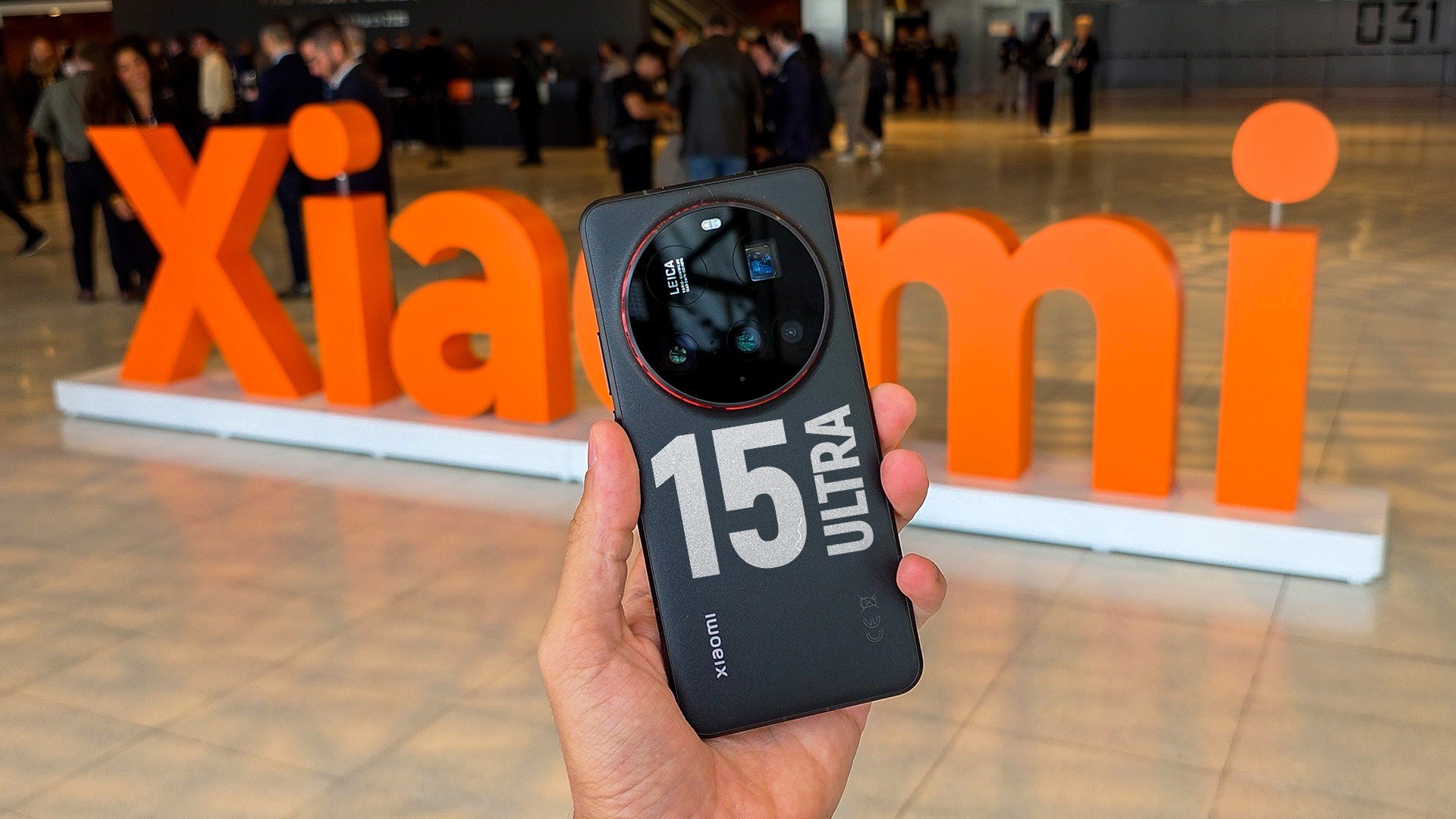 Xiaomi 15 Ultra tem câmeras impressionantes e conjunto potente | Vídeo Hands-On