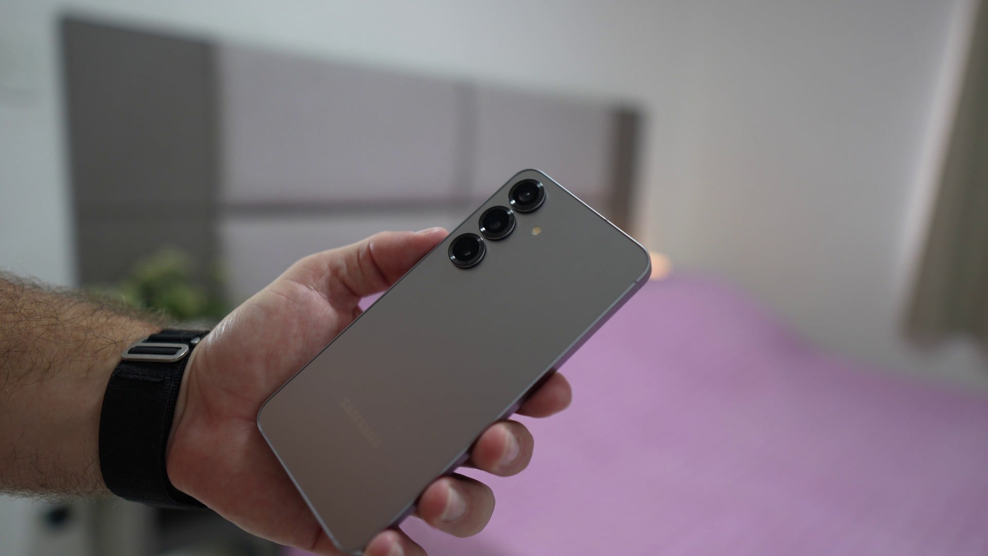 Oferta Samsung Galaxy S25: Snapdragon 8 Elite, 12GB RAM e 8K com cupom de desconto