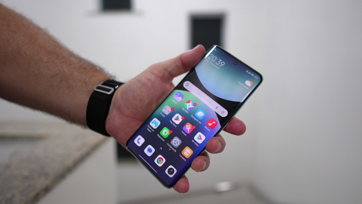 Redmi M100 Pro vaza na internet com código de celular de 2025 da própria Xiaomi