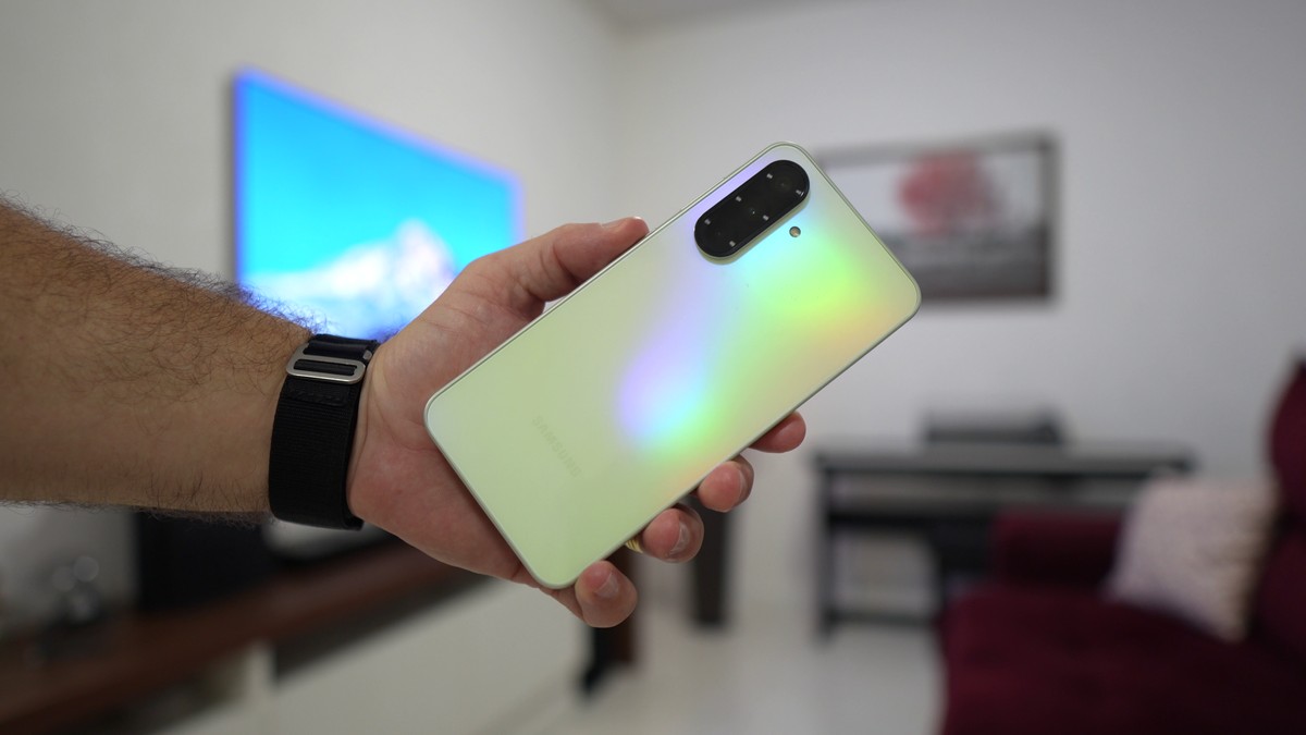 Galaxy A36 baixa de preço e vira melhor celular custo-benefício Samsung