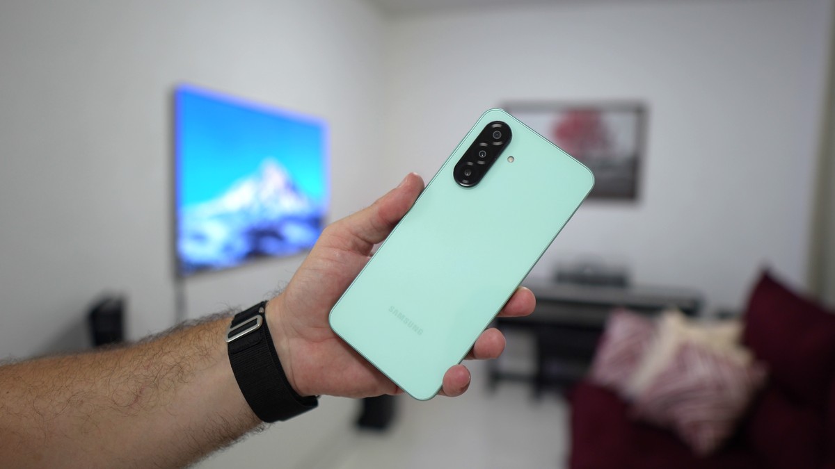 Adeus, celular básico! Samsung Galaxy A26 entra em promoção hoje na Shopee