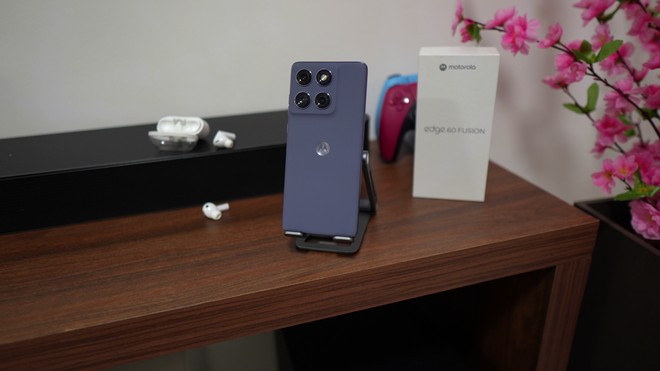 Motorola Edge 60 Fusion na Amazon: oferta para membros Prime com cupom de desconto
