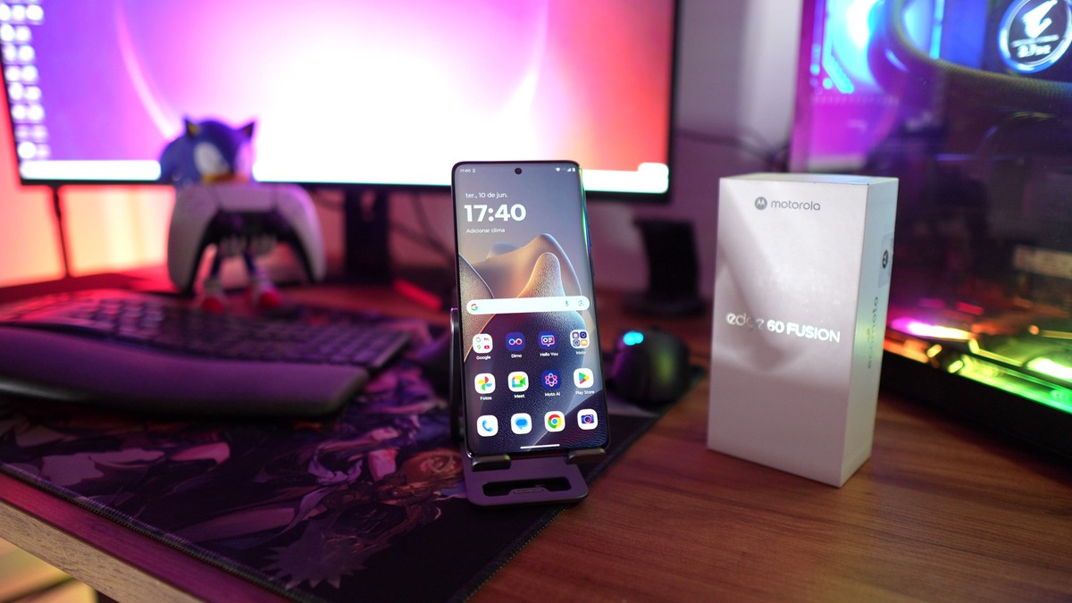Edge 60 Fusion em promoção! Celular Motorola com tela curva, 256 GB e IP69