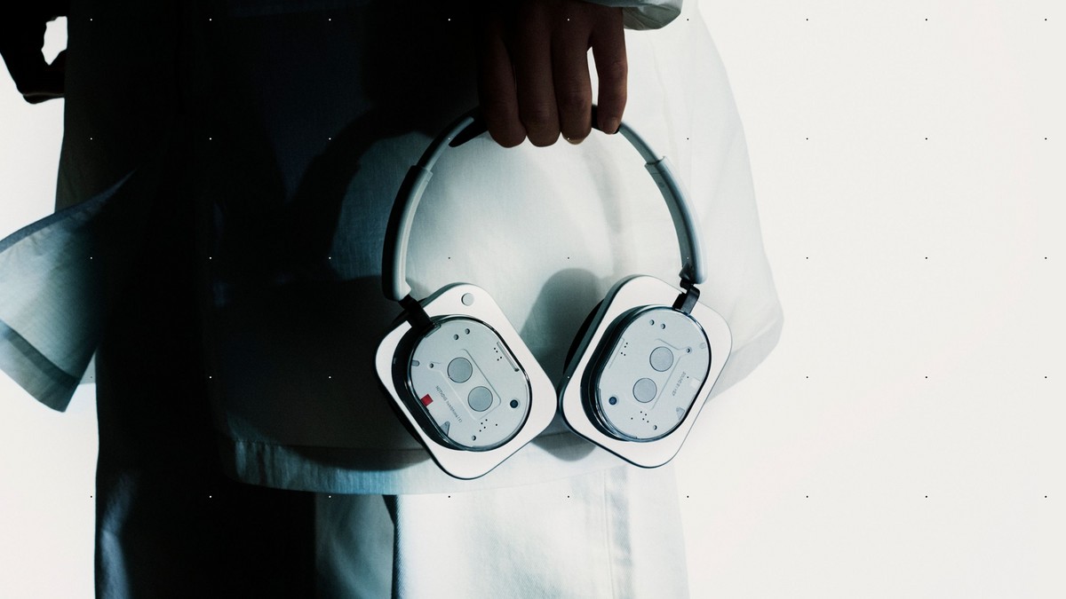 Vaza ficha técnica do Nothing Headphone 1 Pro com três drivers de som e corpo de alumínio