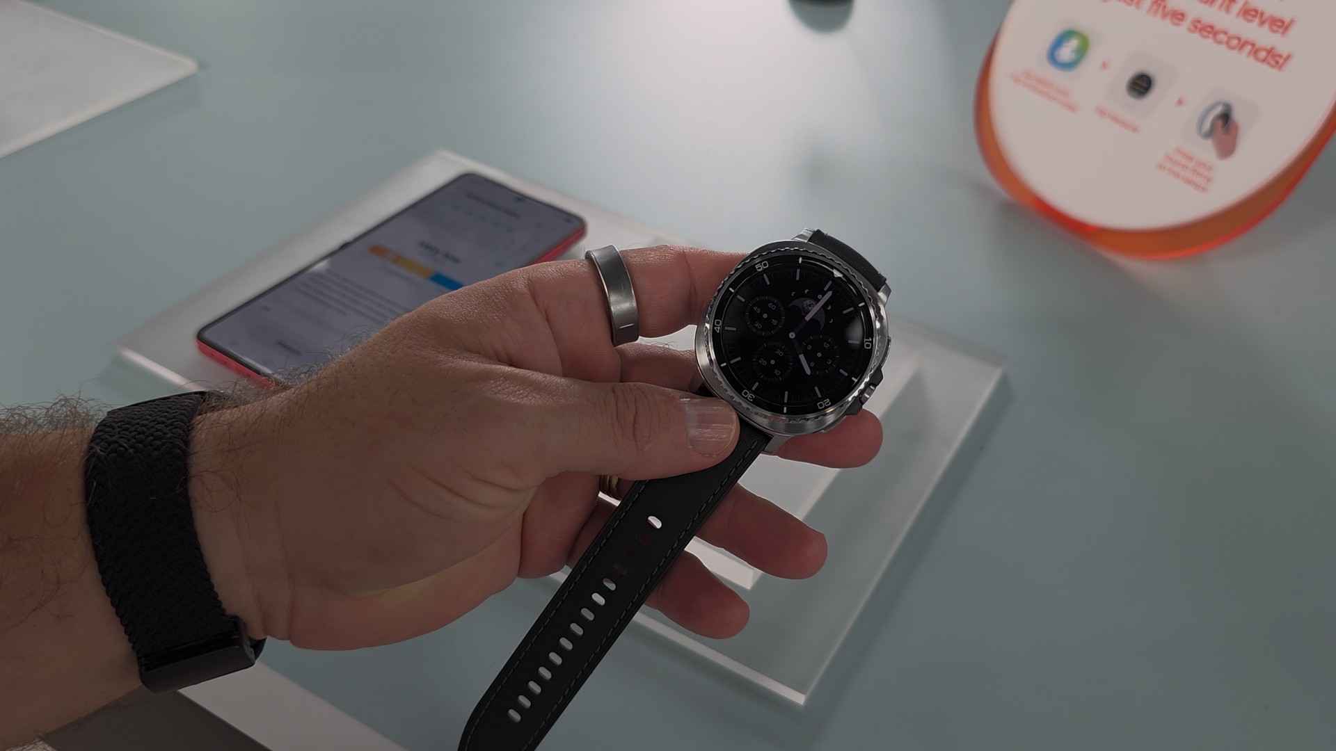 Galaxy Watch 8 Classic em oferta: monitoramento avançado de saúde e design elegante